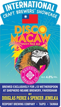 Disco Macaw